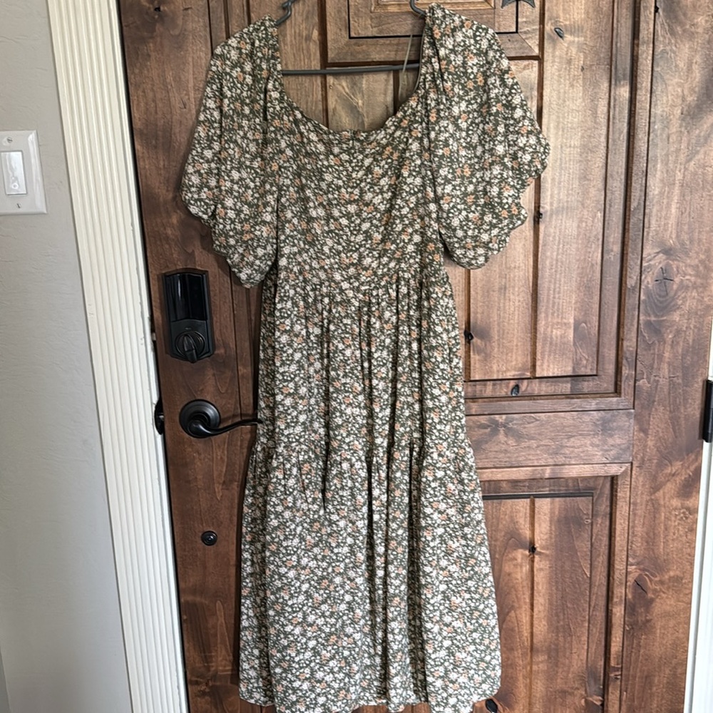 CJLA Floral dress - Picture 3 of 5